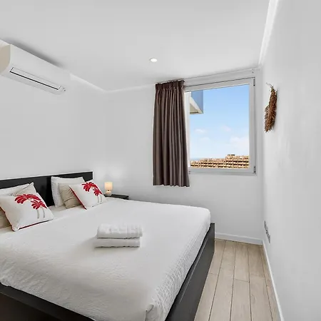 Ocean Garden Sunset & Sunrise - Heated Pool - Ac - Lounge Zone *