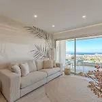 Ocean Garden Sunset & Sunrise - Heated Pool - Ac - Lounge Zone Apartmán *