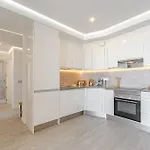 Ocean Garden Sunset & Sunrise - Heated Pool شقة