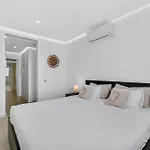 Ocean Garden Sunset & Sunrise - Heated Pool - Ac - Lounge Zone *
