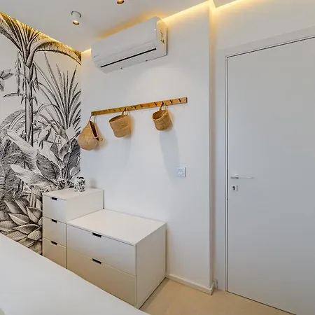 Ocean Garden Sunset & Sunrise - Heated Pool Апартаменты *